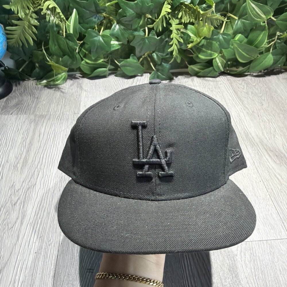 New Era Los Angeles Dodgers Black Out Fitted 7 3/4 MLB Snapback Baseball Hat Cap